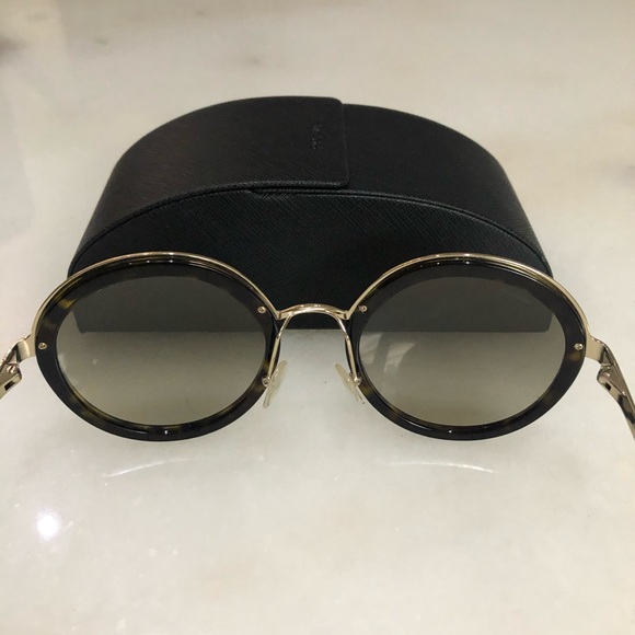 Prada Sunglasses - Picture 6 of 7